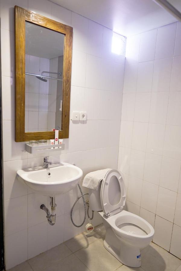 OYO 501 Elpeka Dua Residence Jakarta Bagian luar foto